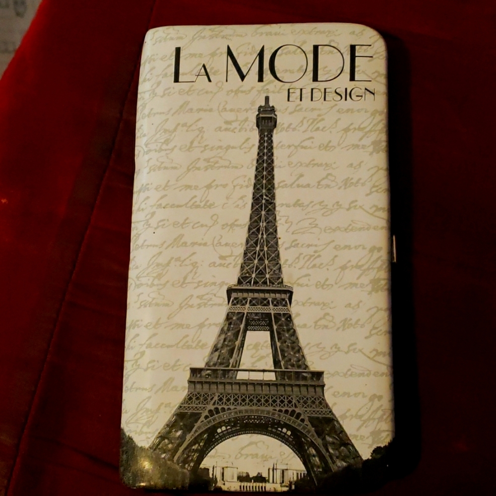 NWT La Mode et Design wallet
